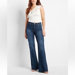 Express Mid Rise Dark Wash 70’s Flare Jeans Women’s Size 6 Short